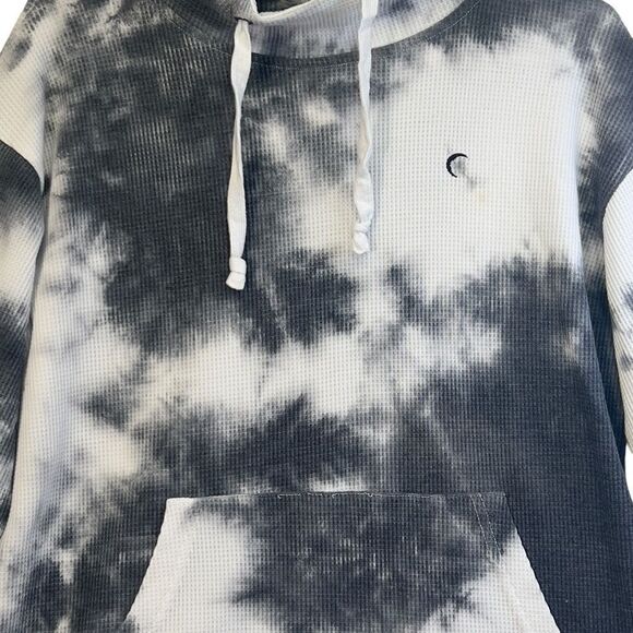 ZYIA White Tie Dye Waffle Knit Hendrix Pullover Thermal Hoodie - Picture 4 of 12